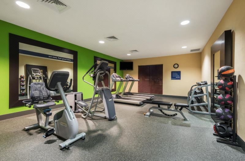 Hampton Inn Farmington photo 2