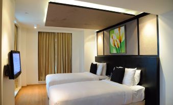 Davanam Sarovar Portico Suites Bengaluru