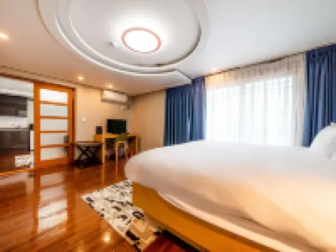 Sokcho Good Morning Hotel and Resort Hotels near Seorak Sunrise Park