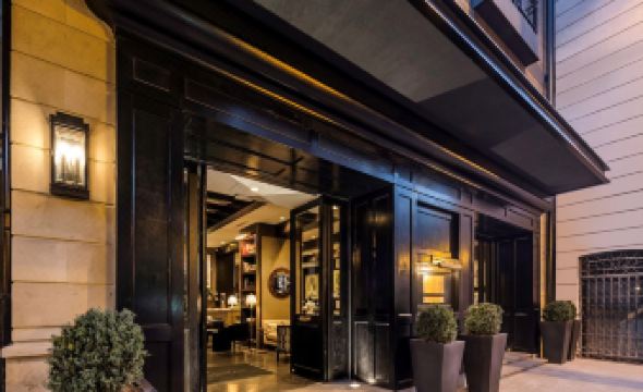 The Singular Santiago