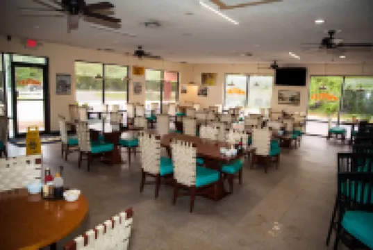 Days Inn by Wyndham Cocoa Cruiseport West at I-95/524