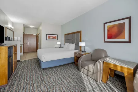 Best Western Plus Peppertree Inn at Omak Отели в г. Омак