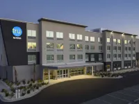 Tru by Hilton Beaufort Hotels in Beaufort County