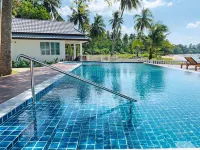 Horizon Beach Resort Koh Jum - Beach