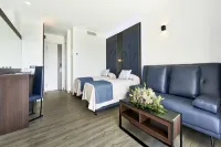 BelleVue Club Отели рядом с достопримечательностью «Playa De Los Pinos»