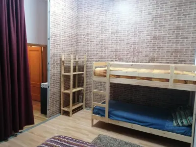 Bed 12 in a 6-Bed mixed dormitory room