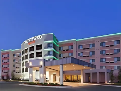 Courtyard Tulsa Woodland Hills Hotel di 