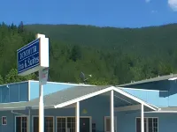 The Angler Lodge Hotels in Dunsmuir