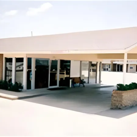Nendels Inn & Suites Dodge City Airport