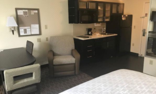 Candlewood Suites Fort Wayne - NW by IHG