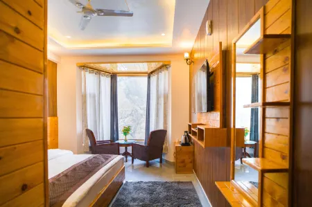 Tapovan Inn Hotel and Resort Отели в г. Чамоли