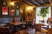 Narborough Arms Hotel di Narborough
