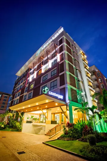 Crystal Jade Hotel
