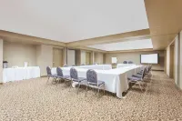 Super 8 by Wyndham Swan River MB