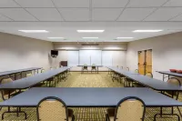 Baymont by Wyndham Warner Robins Hotels in Warner Robins