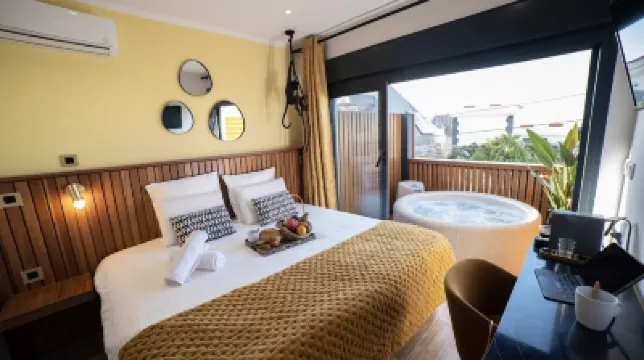 Maison le Patio Hotels near Cathedral Of Saint Denis Reunion