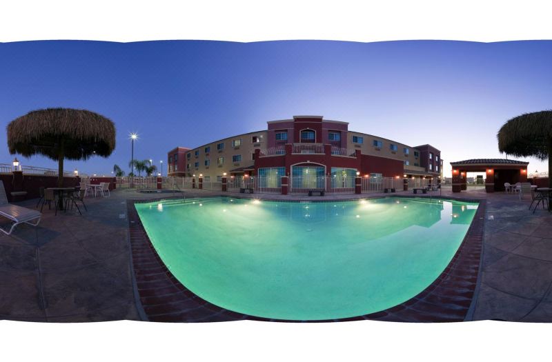 Holiday Inn Express & Suites El Centro by IHG photo 3