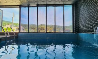 Gapyeong Eunha Nul Spa & Pool Villa