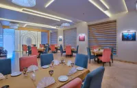 Wingston A TreeHouse Hotel Barsana