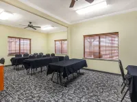 Best Western Dinosaur Valley Inn  Suites Hotels in Somervell County