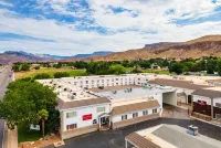 Ramada by Wyndham La Verkin Zion Park - parking