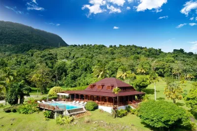 LE JARDIN MALANGA Hôtels à : 
