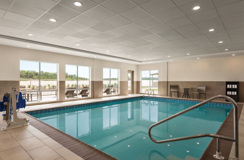 Holiday Inn Express & Suites Bessemer - Birmingham SW by IHG photo 2