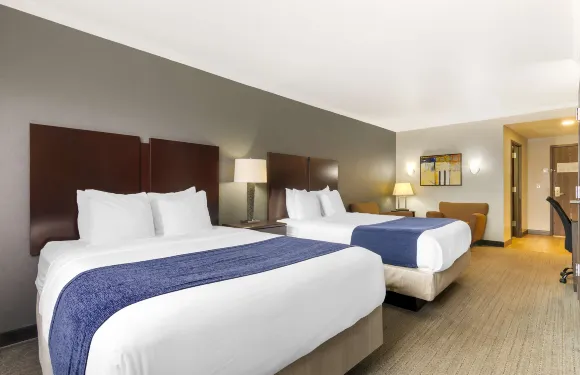 奧拉西貝斯特韋斯特優質套房酒店