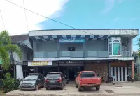 Gwen Inn Hotels in Sampit