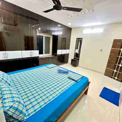 TrueLife Homestays - Sai Nivas - 3BHK AC Apartments for group of families - Best location - Flyover Others