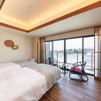 飯坂 ホテルジュラク 旧堀切邸周辺のホテル