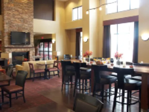 Hampton Inn & Suites Watertown Hotels in Codington County