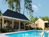 Merry Acres Inn - Pools