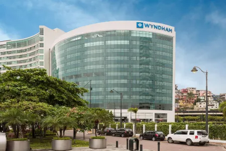 Wyndham Guayaquil Puerto Santa Ana Отели в г. Дуран