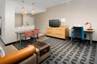 TownePlace Suites Alexandria Fort Belvoir Hotels in Fort Washington
