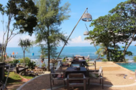 Coco Cape Lanta Resort