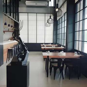 Mayson Place Hotel Отели рядом с достопримечательностью «Ват Асокарам»
