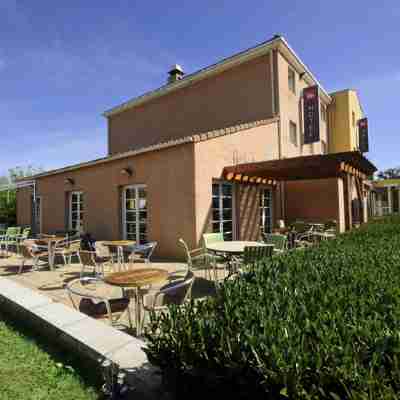 Hôtel ibis Sisteron Hotel Exterior