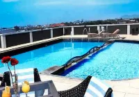 Grand Pacific Hotel - Pools