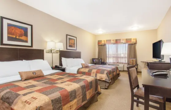 韋斯特洛克温德姆華美達酒店