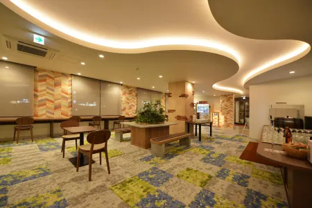 Hotel New Gaea Nishi Kumamoto Ekimae Отели рядом со станцией JR Tomiai Station