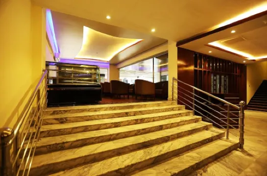 Royal Beach Resort
