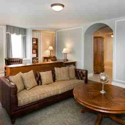 Marriott Syracuse Downtown Rooms