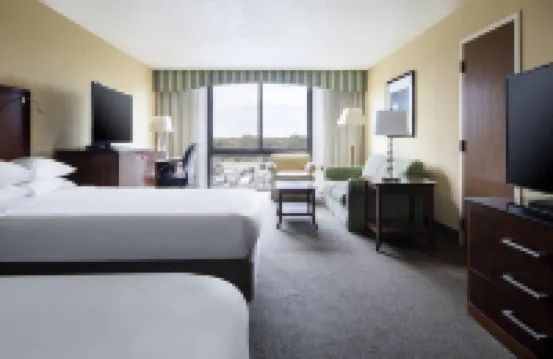 Houston Marriott South at Hobby Airport Hotels near William P. Hobby Airport
