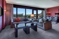 Hilton Geneva Hotel and Conference Centre فنادق في Versoix