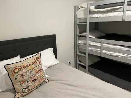 Spectacular Mountain Retreat