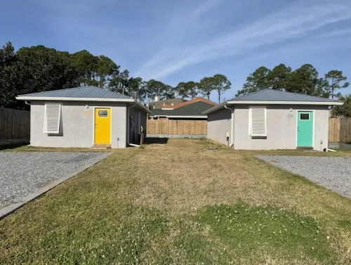 Sun Diver is charming, close to marinas, and water sports on East end of PCB, FL