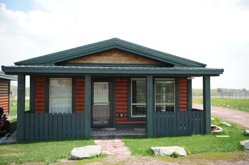 Beautiful new luxury cabin on large private lot