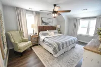 Blue Heron Haven on High Rock Lake - Hot Tub on Dock- Lakeside Firepit & Arcade!