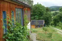 Großzügige Ferienwohnung in Sanierter Bauernscheune Hotels in 